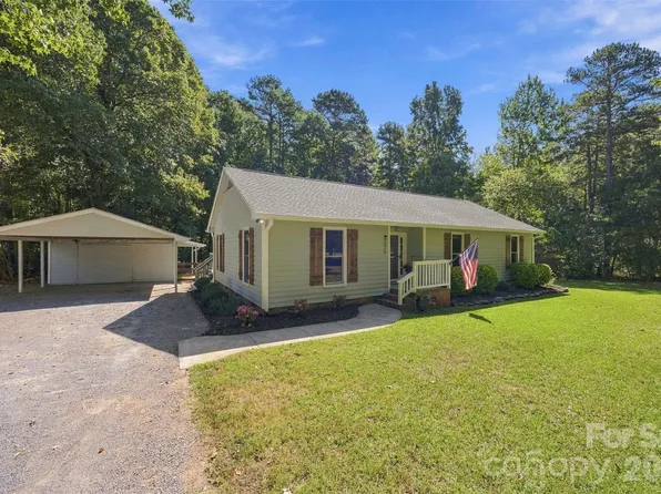 4376 Gentry Ln, York, SC 29745