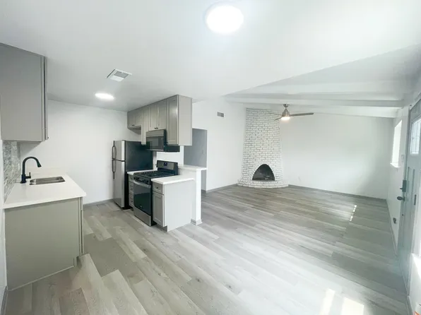 1017 N Meadows Dr #B, Austin, TX 78758