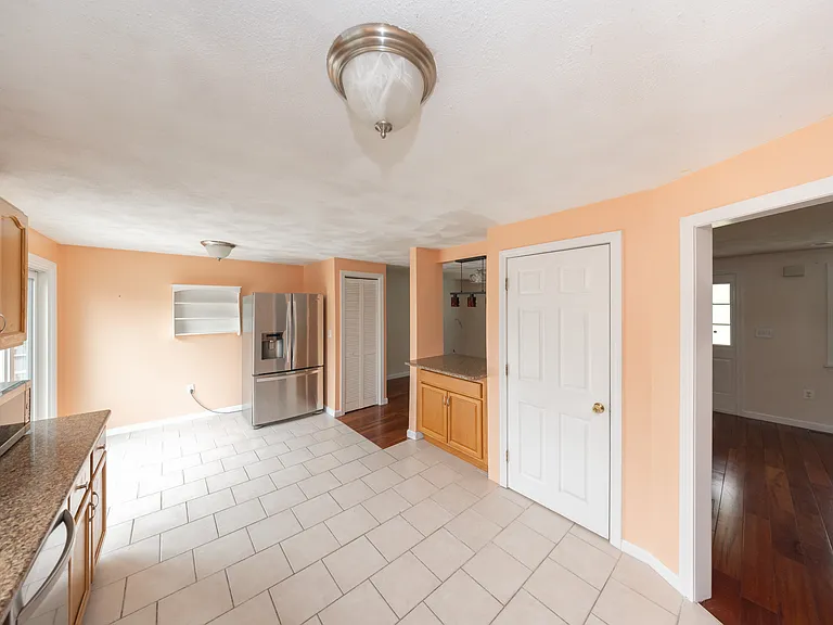 42 Wildcrest Ave — Photo 10