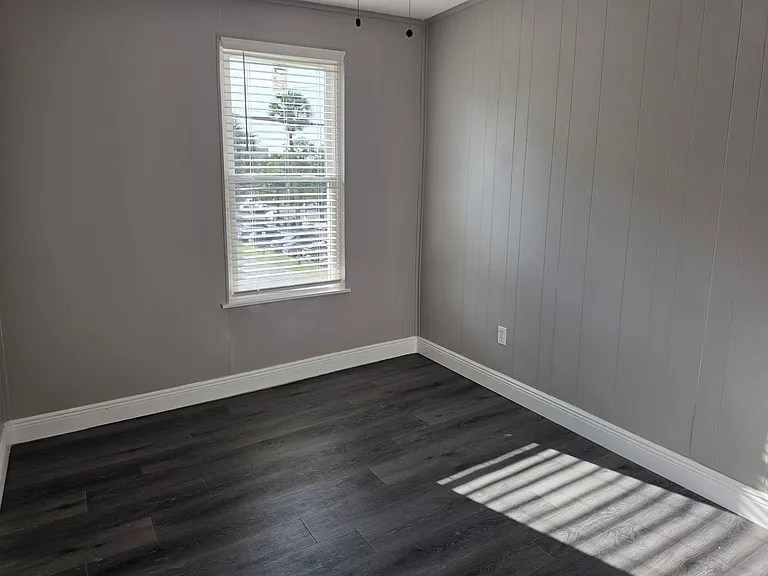 202 Luella Ct — Photo 26