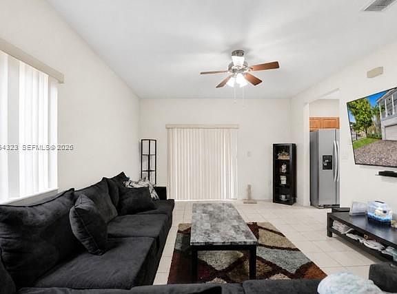 3rd image of 385 NE 31st Ave