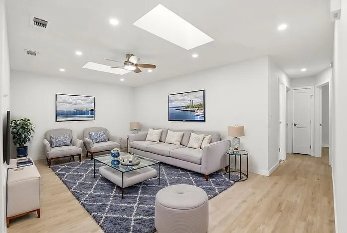 1119 Laurel Oaks Ct — Photo 3