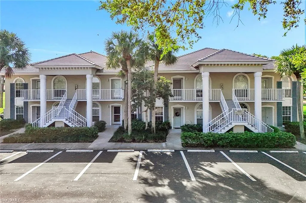 2 bed, 2.0 bath, 1016 sqft, $3,800 — Photo 3