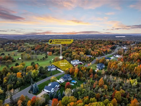 5186 Country Club Trl, Lewiston, NY 14092