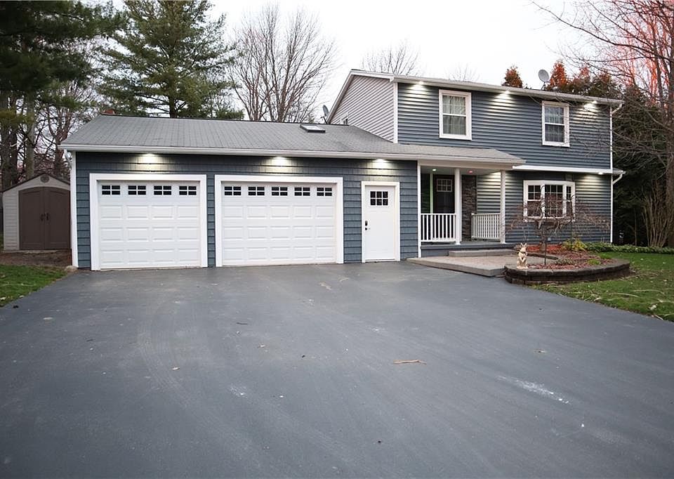 1st image of 4 Todd Ln
