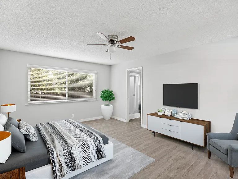 Huntington Villas — Photo 16