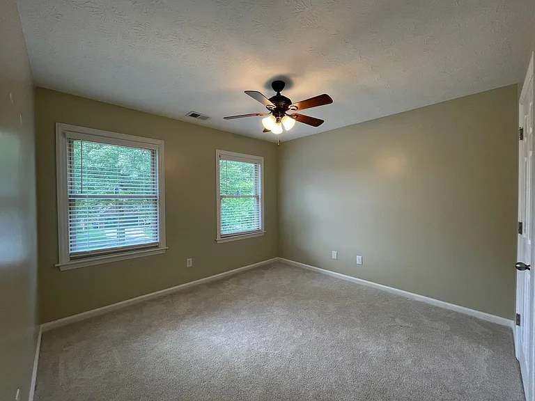 1213 Spring Run Rd — Photo 18