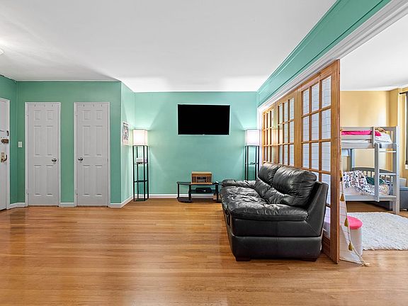 4th image of 3475 Greystone Ave APT 6H
