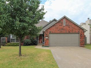 2705 W Oakland St, Broken Arrow, OK 74012