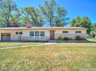 935 Victor Ave, Muskegon, MI 49445