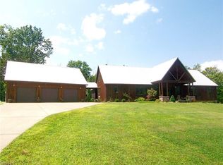 692 Eli Locust Rd, Washington, WV 26181