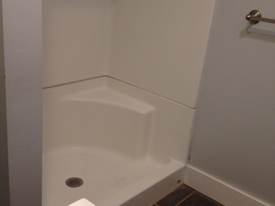 1st image of 6 Lincoln Ave