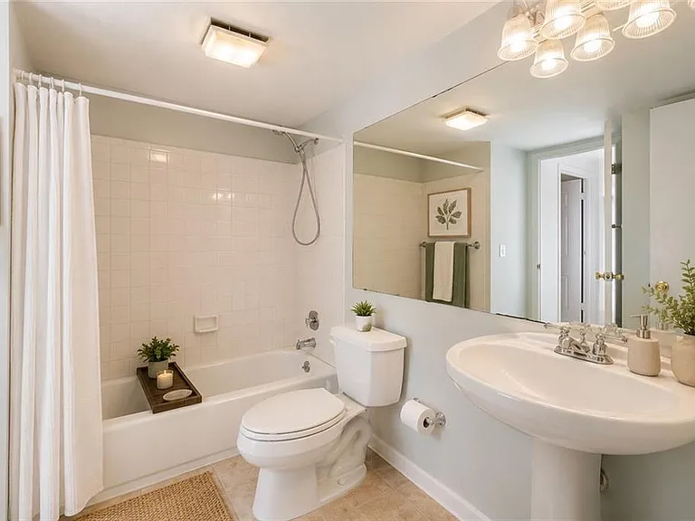 44 Rumson Ct SE — Photo 14
