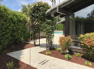 10802 Skyline Dr, Santa Ana, CA 92705