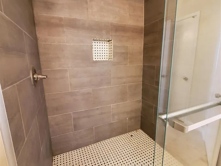 2810 Arrowhead Dr — Photo 19