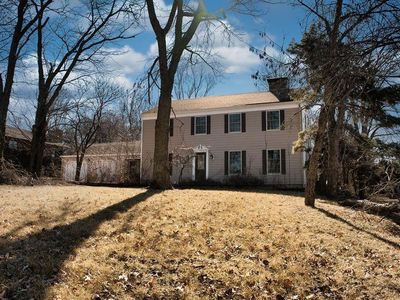 29 W Edwards St, Iola, KS, 66749