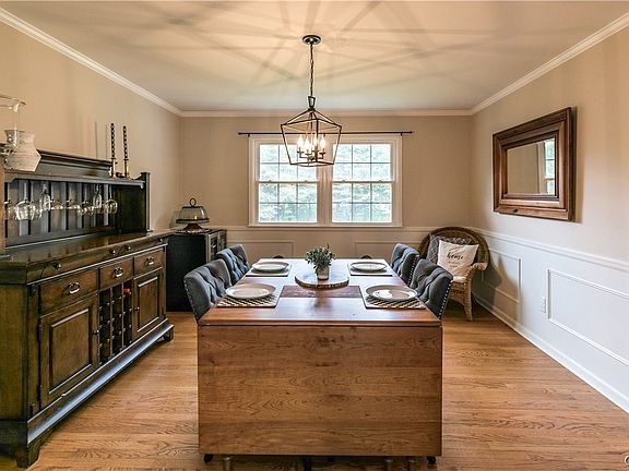 5th image of 4903 Edgeworth Dr