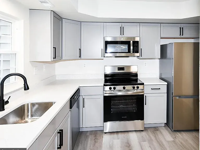 3705 Kempsford Field Pl — Photo 15