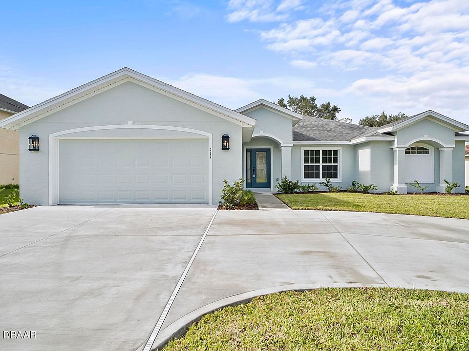 1st image of 111 Bird Of Paradise Dr