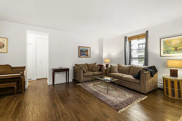 Sold by Benjamin Rose Real Estate | media 18