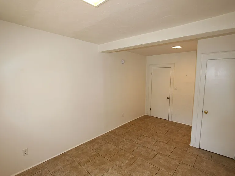 209 E Dale Ave — Photo 12