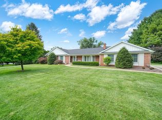 1830 Probert Rd, Jackson, MI 49203