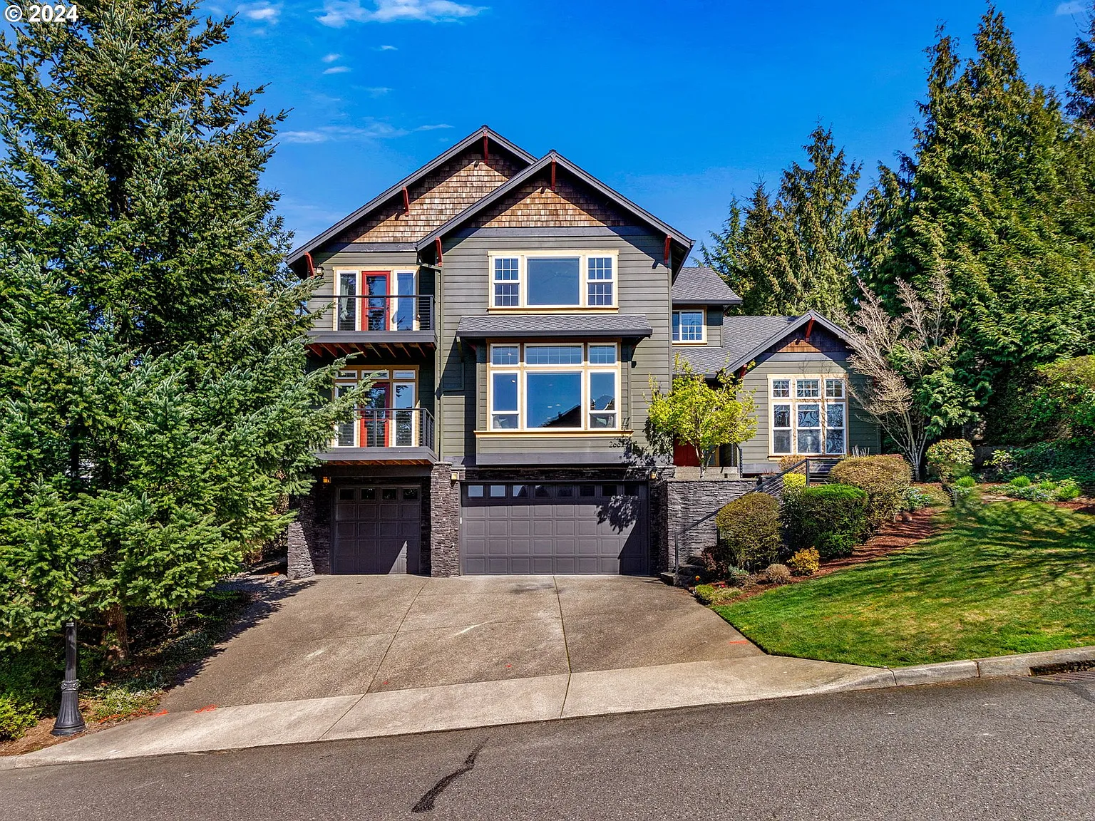 2667 NW Birkendene St photo 1
