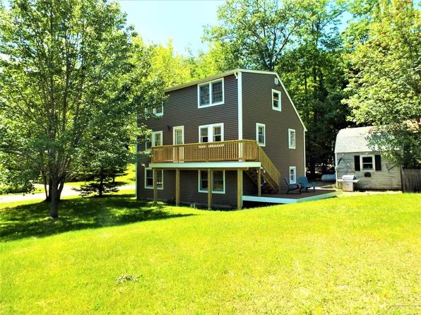 32 Fairfield Rd, Casco, ME 04015