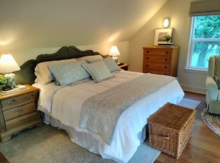 (Undisclosed Address), Mount Vernon, WA 98273
