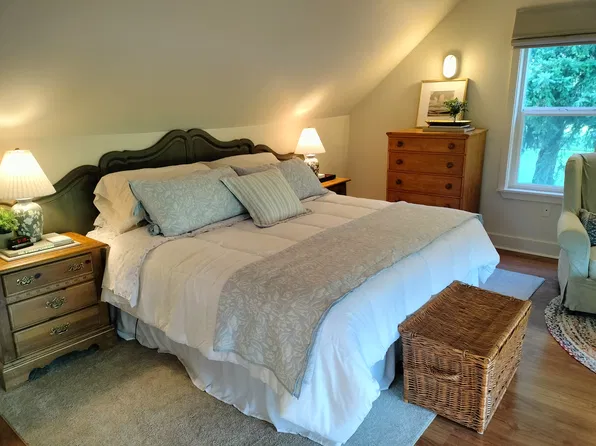 (undisclosed Address), Mount Vernon, WA 98273