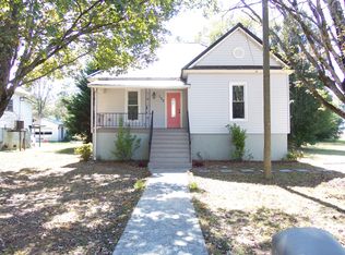 102 W 8th St, Chickamauga, GA 30707