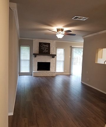 4th image of 7505 Lago Frio