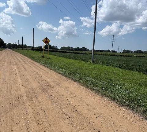 3rd image of Maple Grove Rd