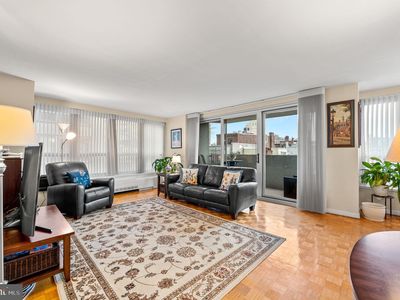 224-30 W Rittenhouse Sq #411, Philadelphia, PA, 19103