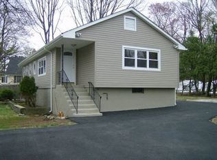15 W Shore Ave, Hopatcong, NJ 07843