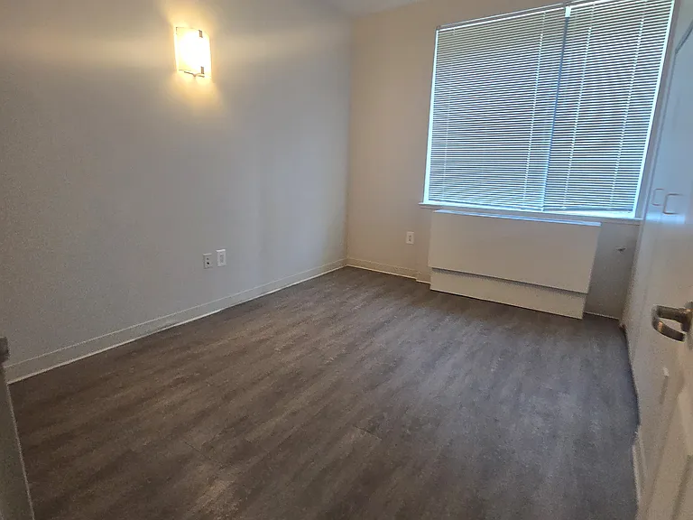 405 Dumont Ave #2 — Photo 2