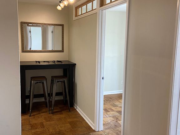 2nd image of 4313 Knox Rd APT 615