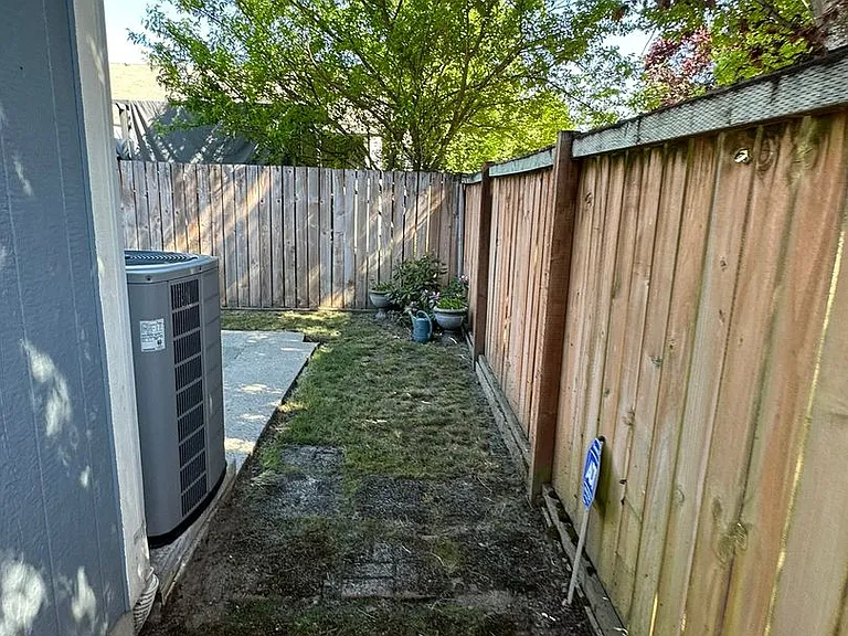 2721 Hidden Springs Loop SE — Photo 7