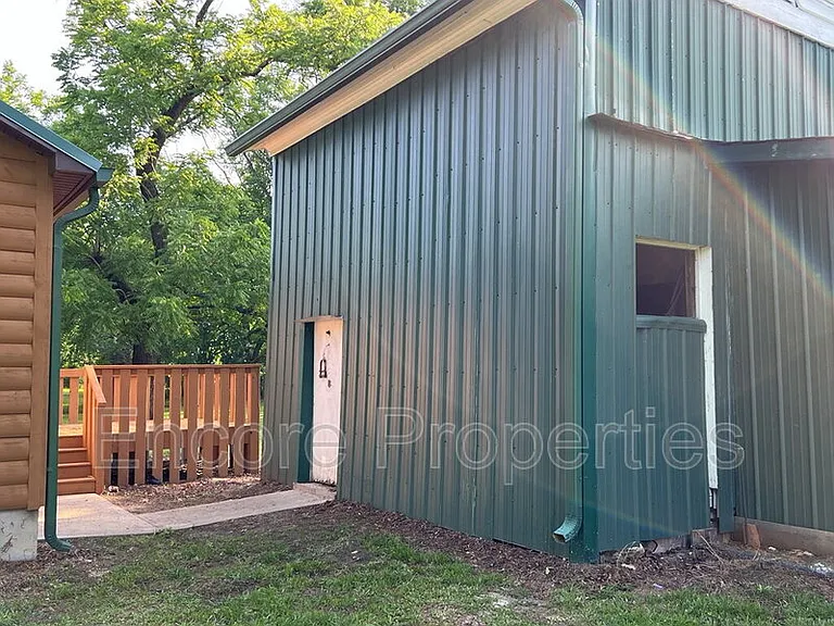 11977 Old Stage Rd — Photo 17