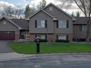 1869 Heather Ct, West Saint Paul, MN 55118