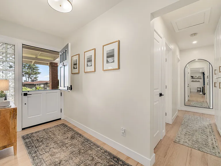 16229 Janine Dr — Photo 6
