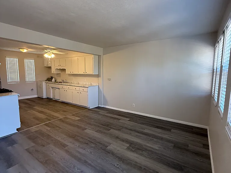 6534 Kelly St — Photo 10