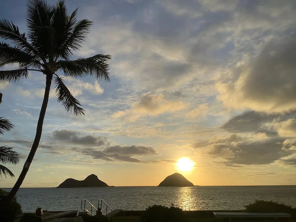 1530 Mokulua Dr
