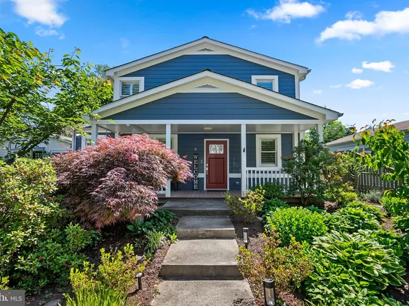 8 McKay Cir, Cabin John, MD 20818