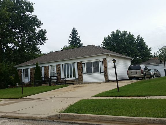3rd image of 1501 Shirley Ave