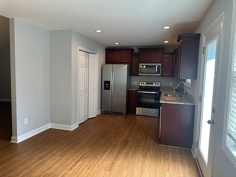 831 Eagles Nest Dr — Photo 11
