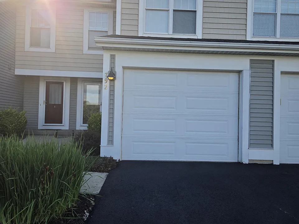 792 Stevenspoint Dr SE #792
