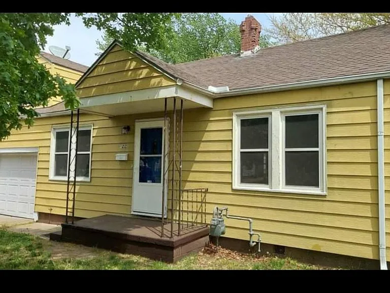 422 N Saint Paul St — Photo 1