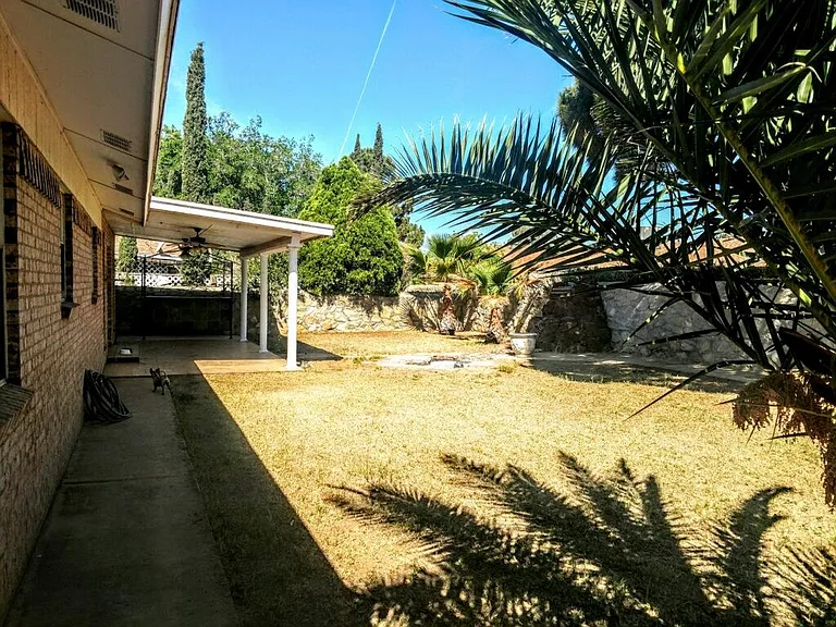 10805 Hitchcock Ave — Photo 24
