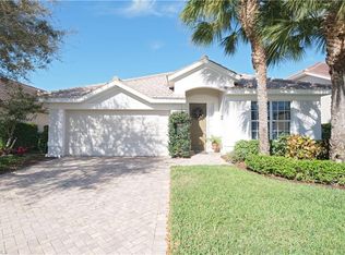 2076 Sagebrush Cir, Naples, FL 34120